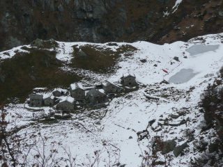 Alpe Campo con lago ghiacciato