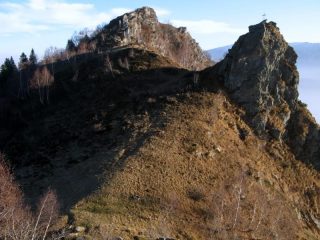 Colle Vardlà nell'ultimo sole
