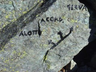 Indicazioni all'inizio pietraia