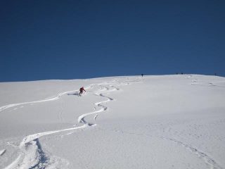 in alto subito bella neve