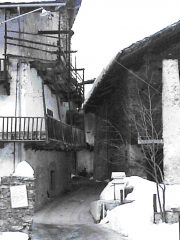 Chialvetta, acqua di buona qualità (nitrati 1,4) discreto contenuto di sali, durezza 28°F, ottima per chi fa sport.