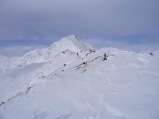 Verso la cima poca neve