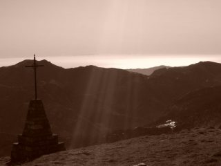 Dalla cima, il mare e la Corsica