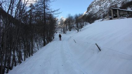 salendo verso le Grange Selvest (27-12-2009)