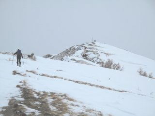 Il pendio finale verso il faro del Genevris