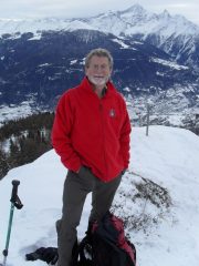 primo piano dl mio compagno Pierre con sullo sfondo la Grivola