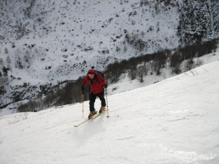 Emilio si destreggia bene sul vetrato.