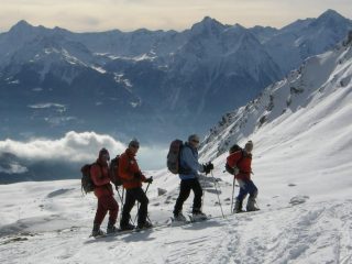 gruppo evergreen in discesa