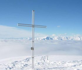 La croce di vetta del Covreto
