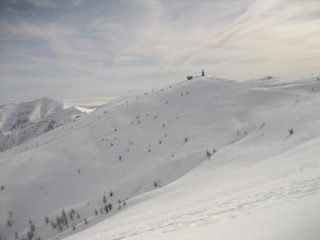 A sx il Mt. Frontè, adx il  Redentore.