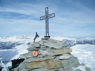 la croce in vetta