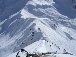 Scendendo lungo la pedonale