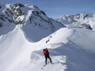 sulle cresta verso la cima