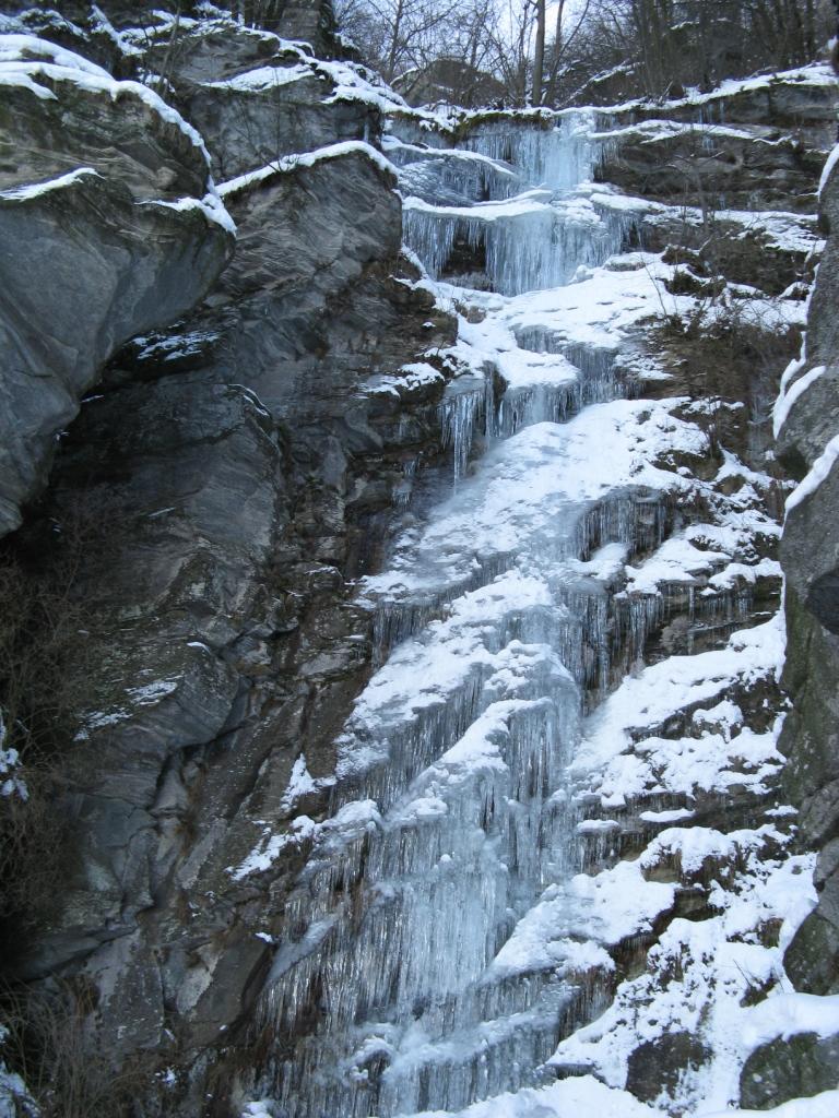 la cascata una settimana fa