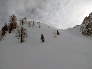 La ripida dorsale di salita