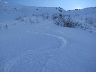 Il sole scende dietro al Monte Creusa