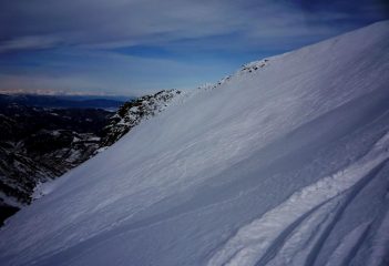 il bel pendio sotto la cima