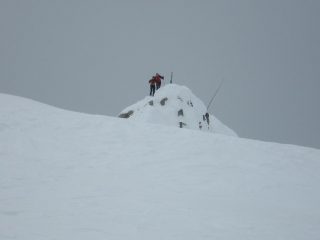 Guru e signora in cima
