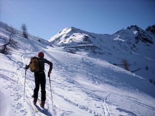 il pintas nell'ultimo tratto, sembra pelato, ma ha neve bella compatta ottima per scendere