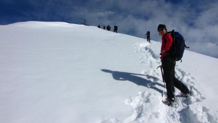 Maria Carla sale verso la cima 