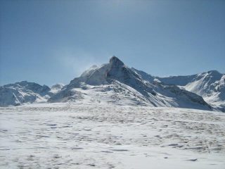 panorama dalla vetta con il vento che lavora