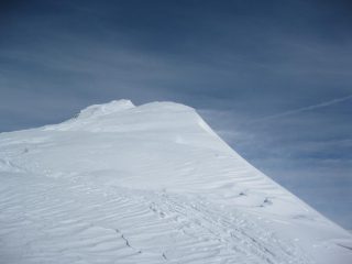 cresta spazzata dal vento