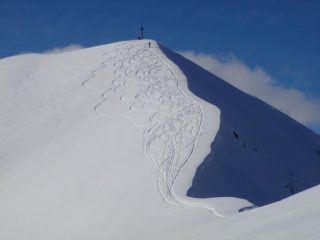 la cima del meriggio