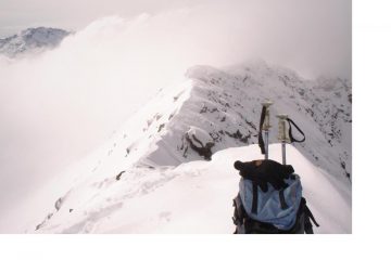 In vetta  con nubi al seguito..