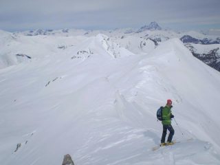 La cavalcata continua...