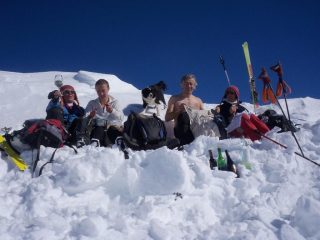 via ai festeggiamenti...