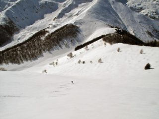Discesa nel vallone di Desertetto