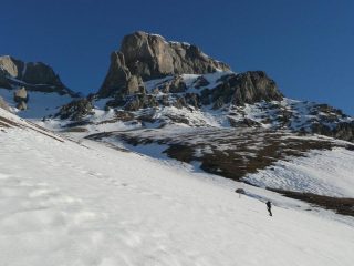 salendo verso la gola delle scaglie