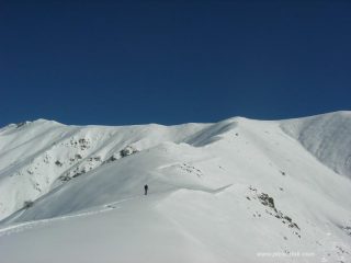 a metà costa..