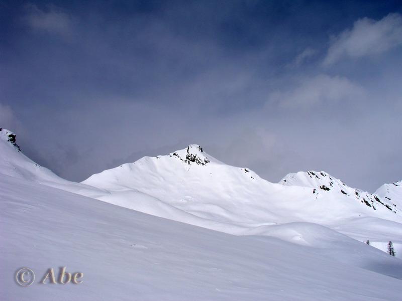 Pizzo della Fontanalba da poco oltre il Passo omonimo