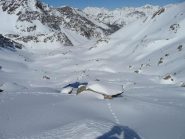 Uno sguardo al vallone da sotto la cima