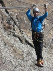 Il tranquillo ponte tibetano.