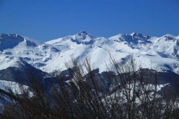 Uno sguardo verso il Baussetti e il Pizzo d'Ormea