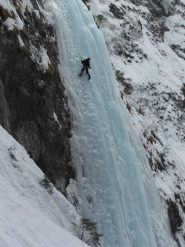 Tom in apertura sul primo tiro