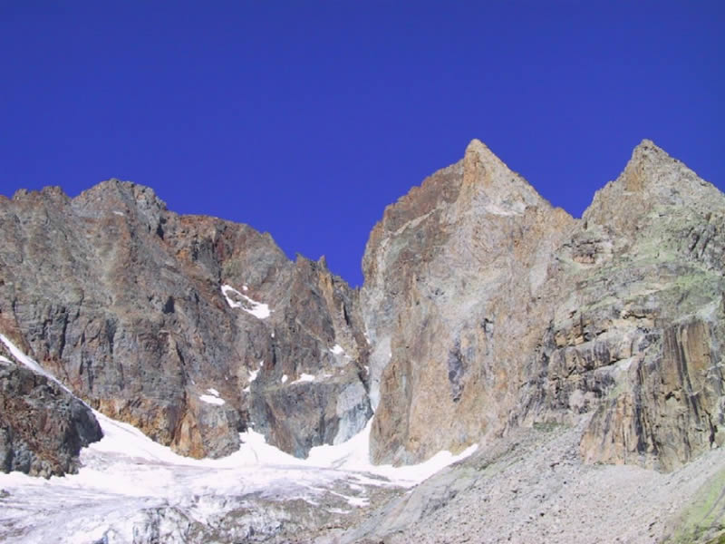 il pic geny con la cresta sulla destra