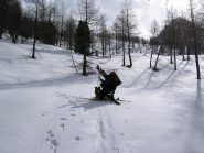 Il paesaggio inizia ad aprirsi e fido non molla la salita...!