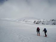 salendo verso la cima