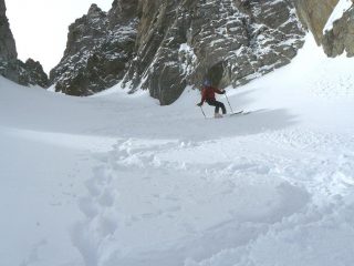 Prime curve per Enrico. Notare la trincea di salita