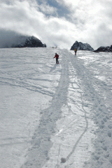 la discesa nella neve marcia