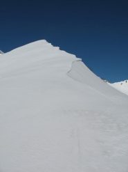prima cornice sommitale