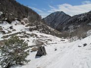 Si prende la strada alla borgata Droneretto