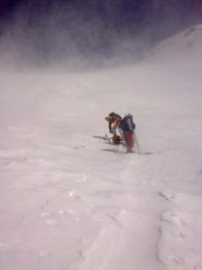 Vento terribile, da non stare in piedi!