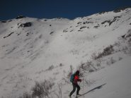 Daniel osserva compiaciuto il lavoretto