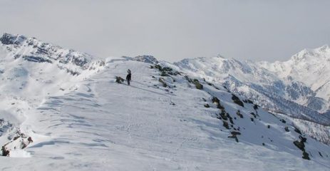 I miei compagni di avventura arrivano sulla cima di R.ca Bianca