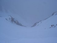 foto verso il basso dalla croce di vetta
