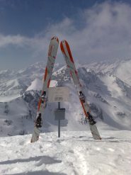 cima del lago dell'oro